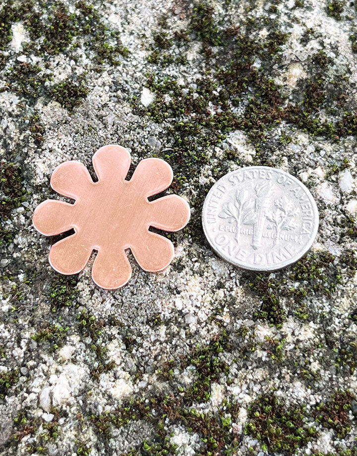 MSC40524 = COPPER SHAPE - FLOWER  24ga 15/16'' (Pkg of 6)