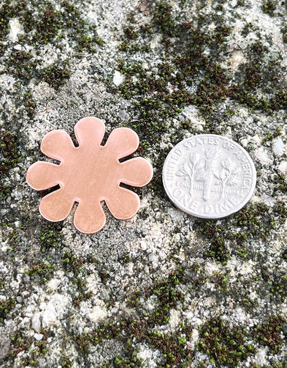 MSC40524 = COPPER SHAPE - FLOWER  24ga 15/16'' (Pkg of 6)