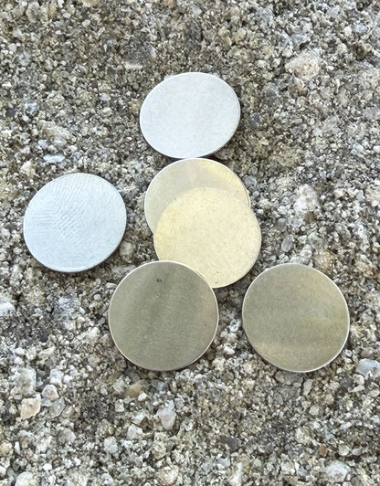 MSN10224 = NICKEL SILVER SHAPE - ROUND 24ga 1/2''  (Pkg of 6)