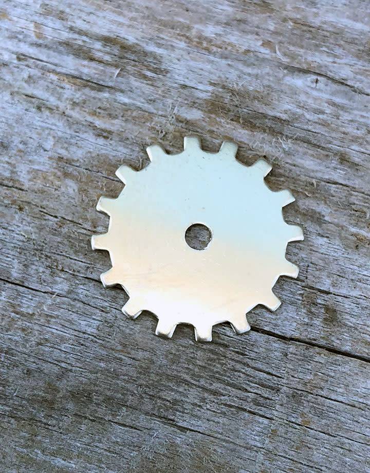 MSN56224 = Nickel Silver Shape - SOLID GEAR 24ga 3/4''  (Pkg of 6)