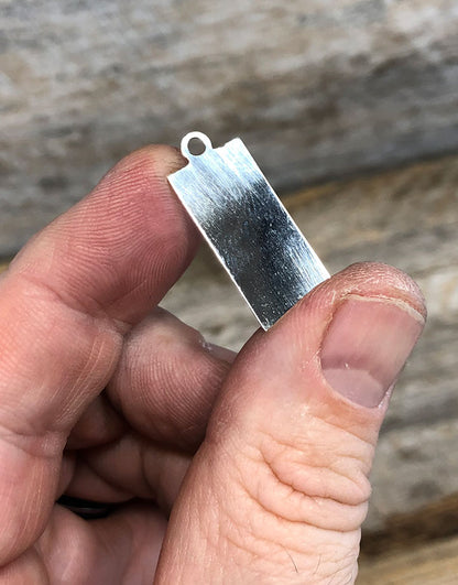 MSS2422 = Sterling Stamping RECTANGLE 24.5 x 11.5mm with TOP LOOP (24ga)