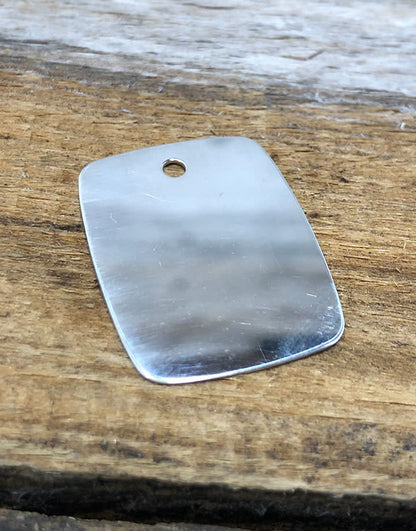 MSS2423 = Sterling Stamping RECTANGLE 18.9 x 24.3mm with TOP HOLE (24ga)