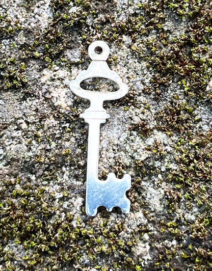 MSS2463 = Sterling Stamping KEY 28.9 x 8mm with TOP LOOP (24ga)