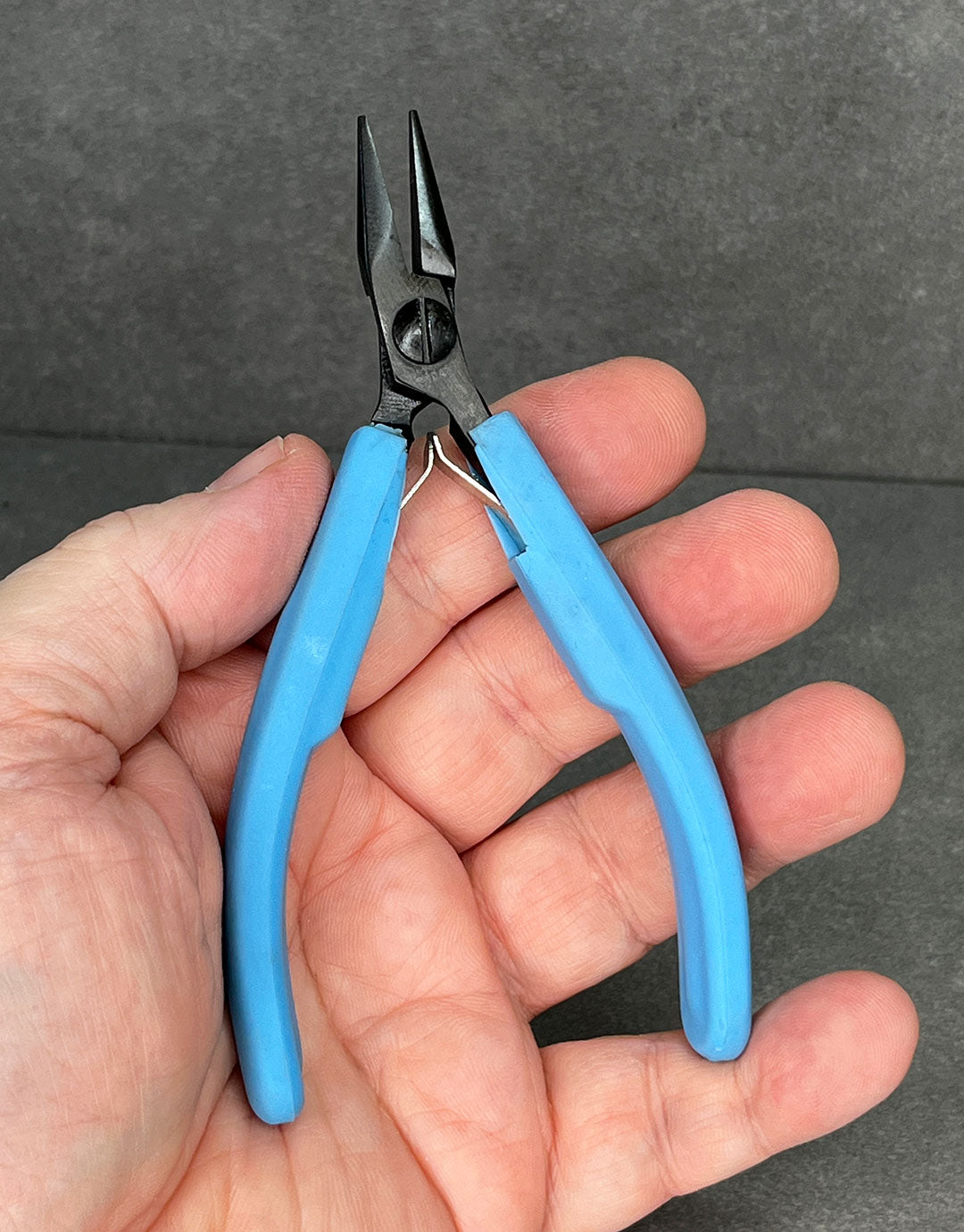 PL2500 = Jeweler's Elements Chain Nose Plier