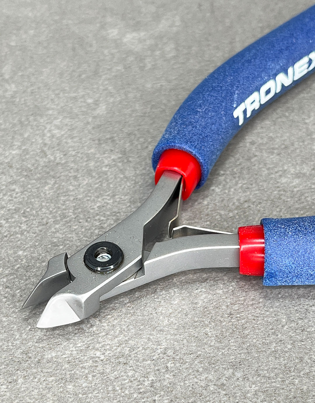 PL30X49A = Tronex 549A/749A Stubby Angled Medium Chainmaille Pliers