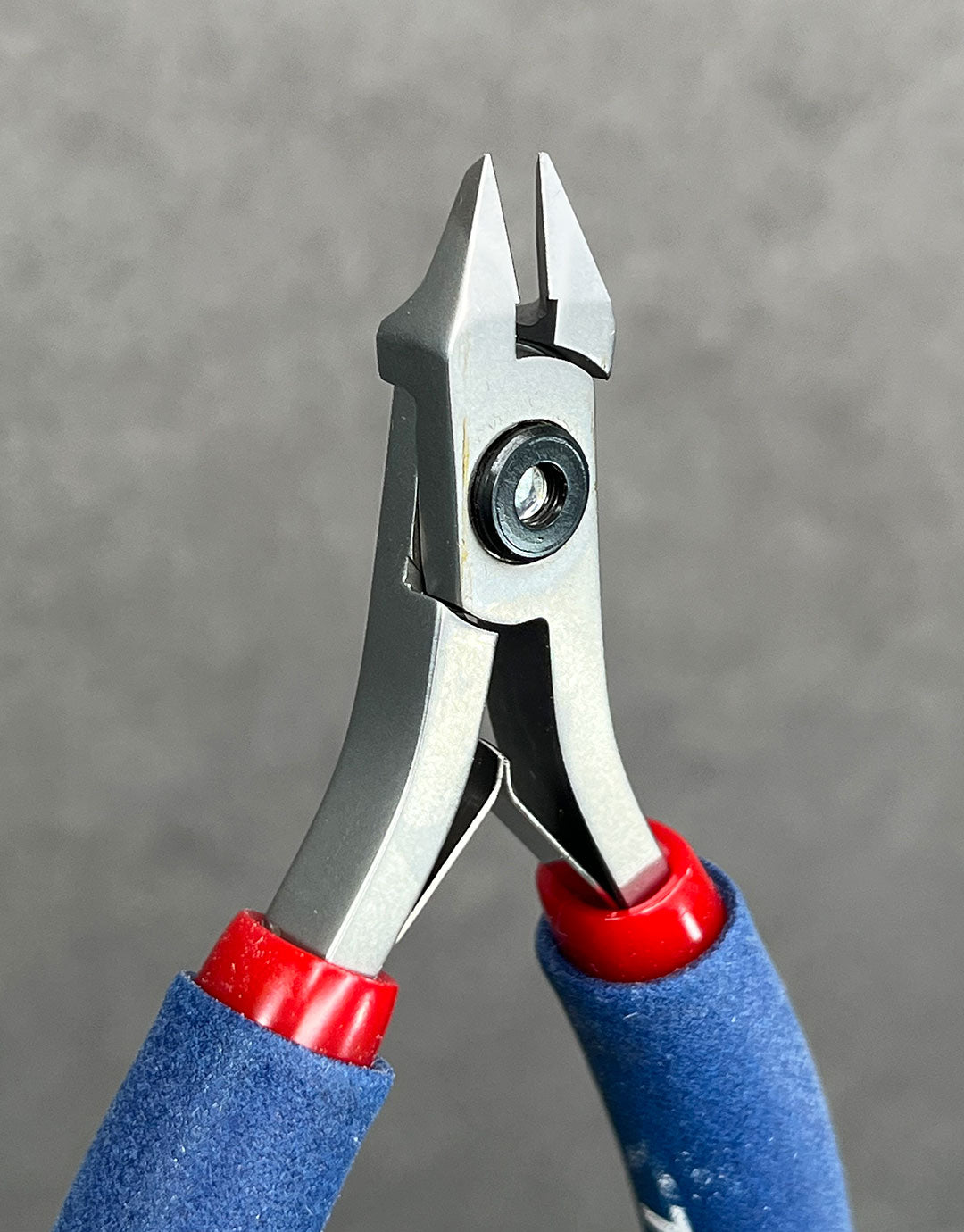 PL3X222 = Tronex 5222 Tapered Head Flush Cutter - Short Handle