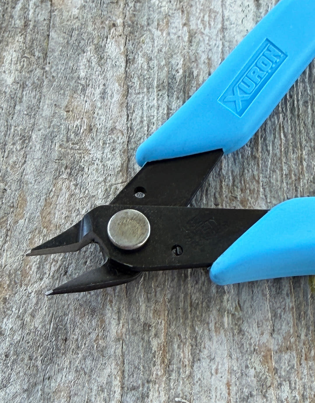 PL4170 = Xuron Flush Micro Cutting Shear