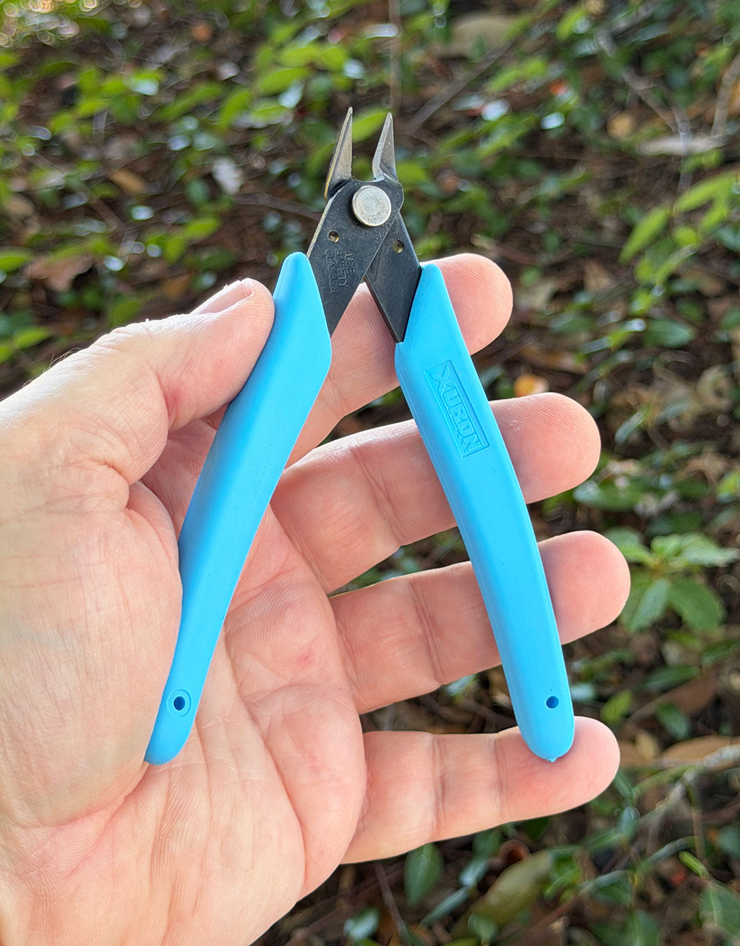 PL4170 = Xuron Flush Micro Cutting Shear