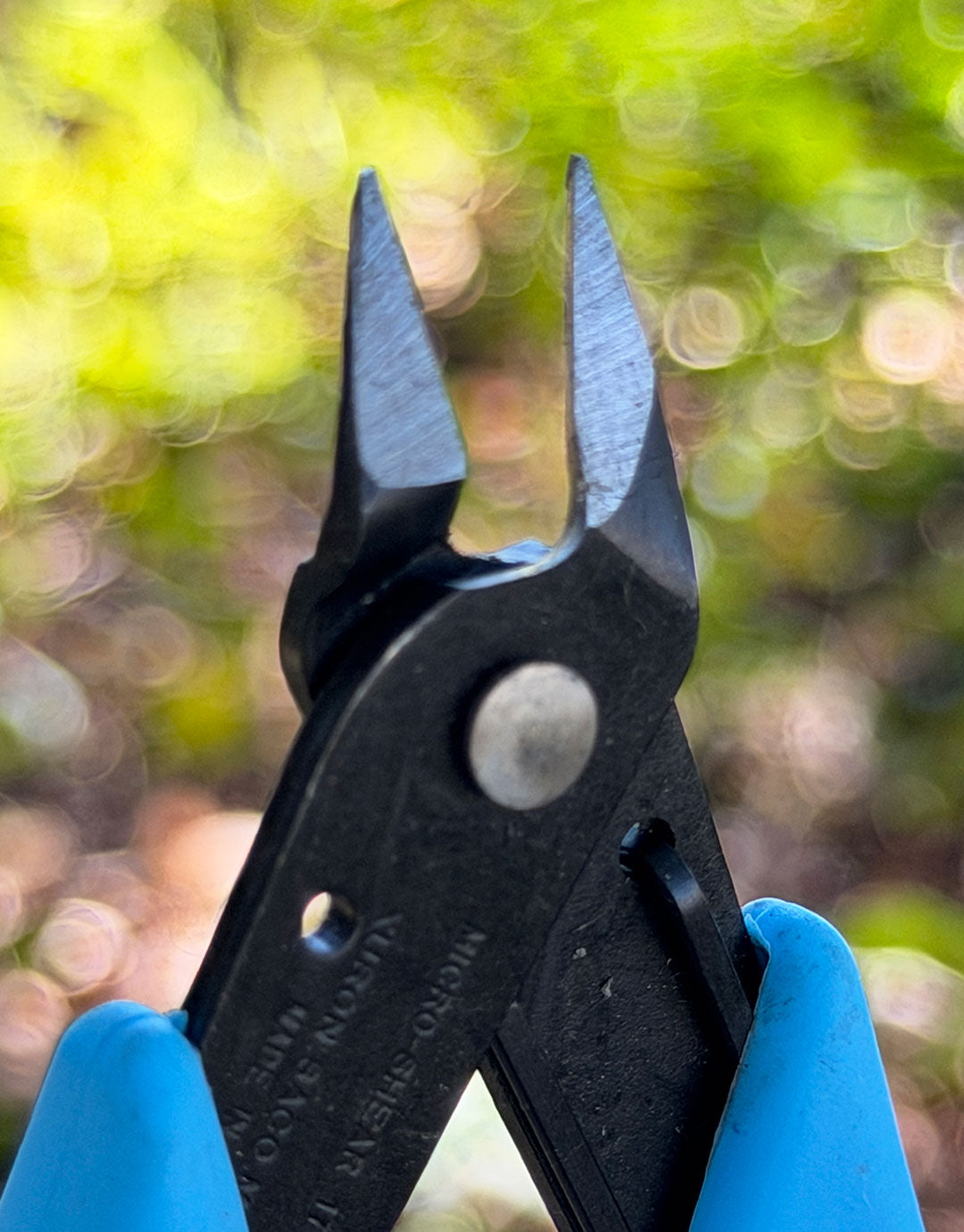 PL4170 = Xuron Flush Micro Cutting Shear