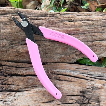 PL42175P = Xuron Flush Cutting Maxi Shear with Pink Handles