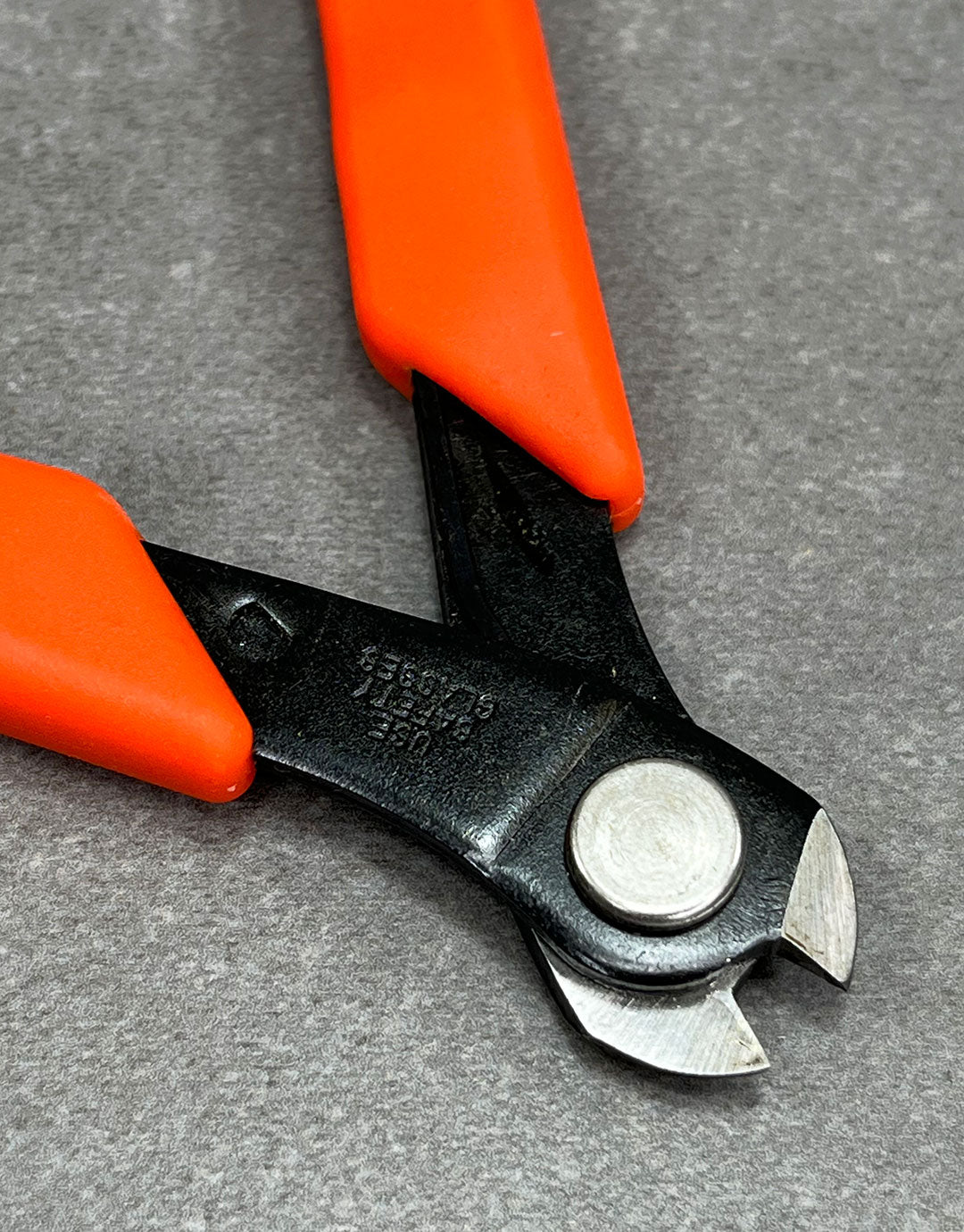 PL42194 = Xuron Hard Wire Cutter with Tapered Head