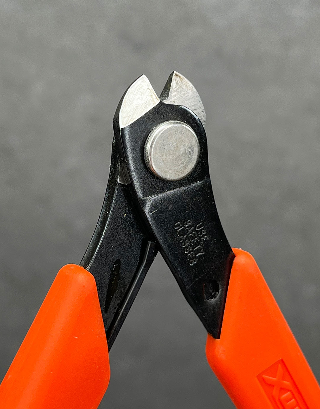 PL42194 = Xuron Hard Wire Cutter with Tapered Head