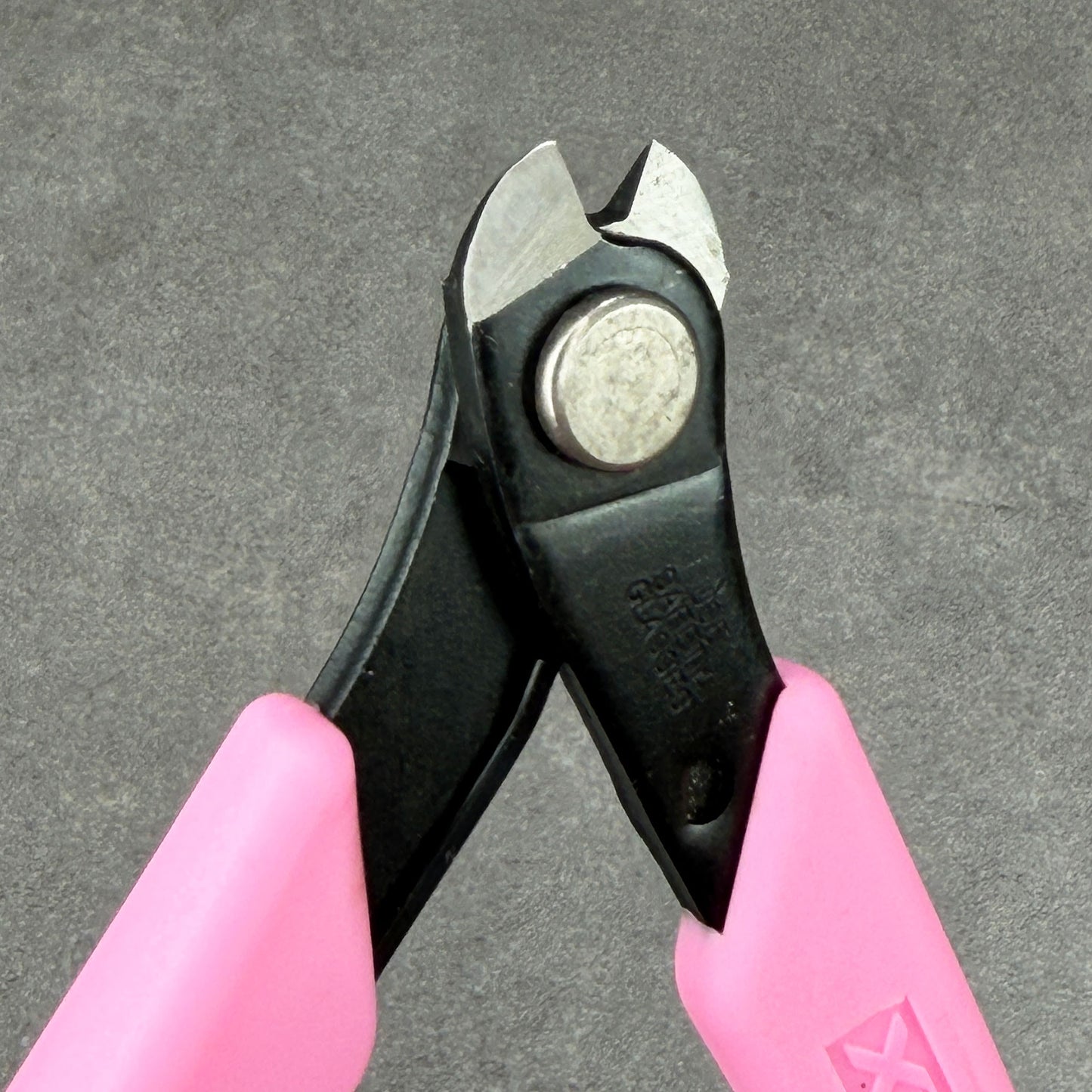 PL42194P = Xuron Hard Wire Cutter with Tapered Head with Pink Handles
