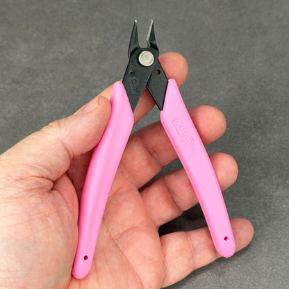 PL4410P = Xuron Micro Flush Cutting Shear #410 with Pink Handles