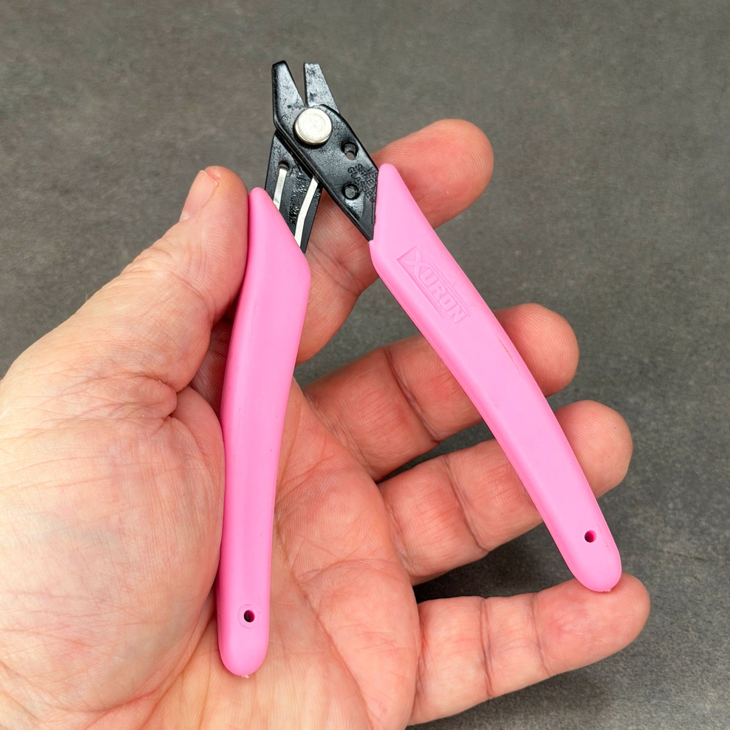 PL4691P = Xuron Double Flush Wire Cutter with Pink Handles