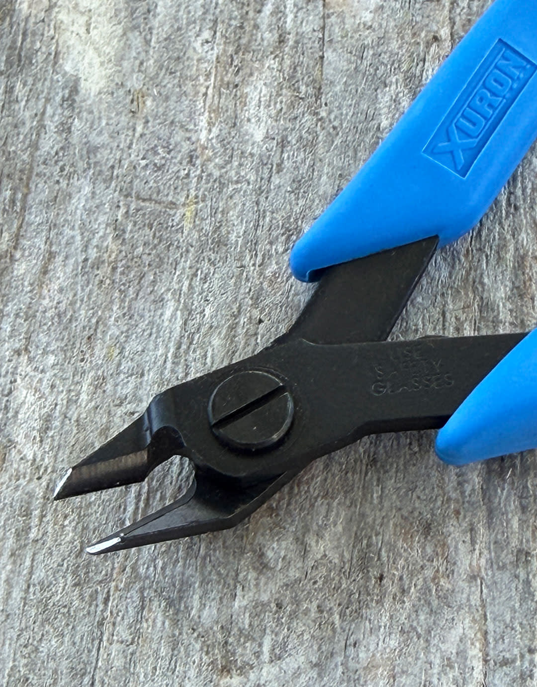 PL49200 = Xuron Tapered Head Flush Cutting Micro Shear