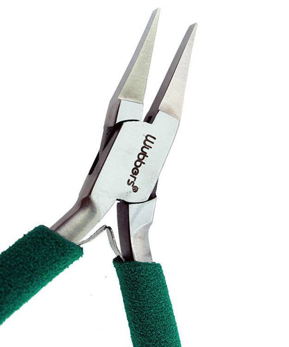 PL6006 = WUBBERS FLAT NOSE PLIERS MEDIUM