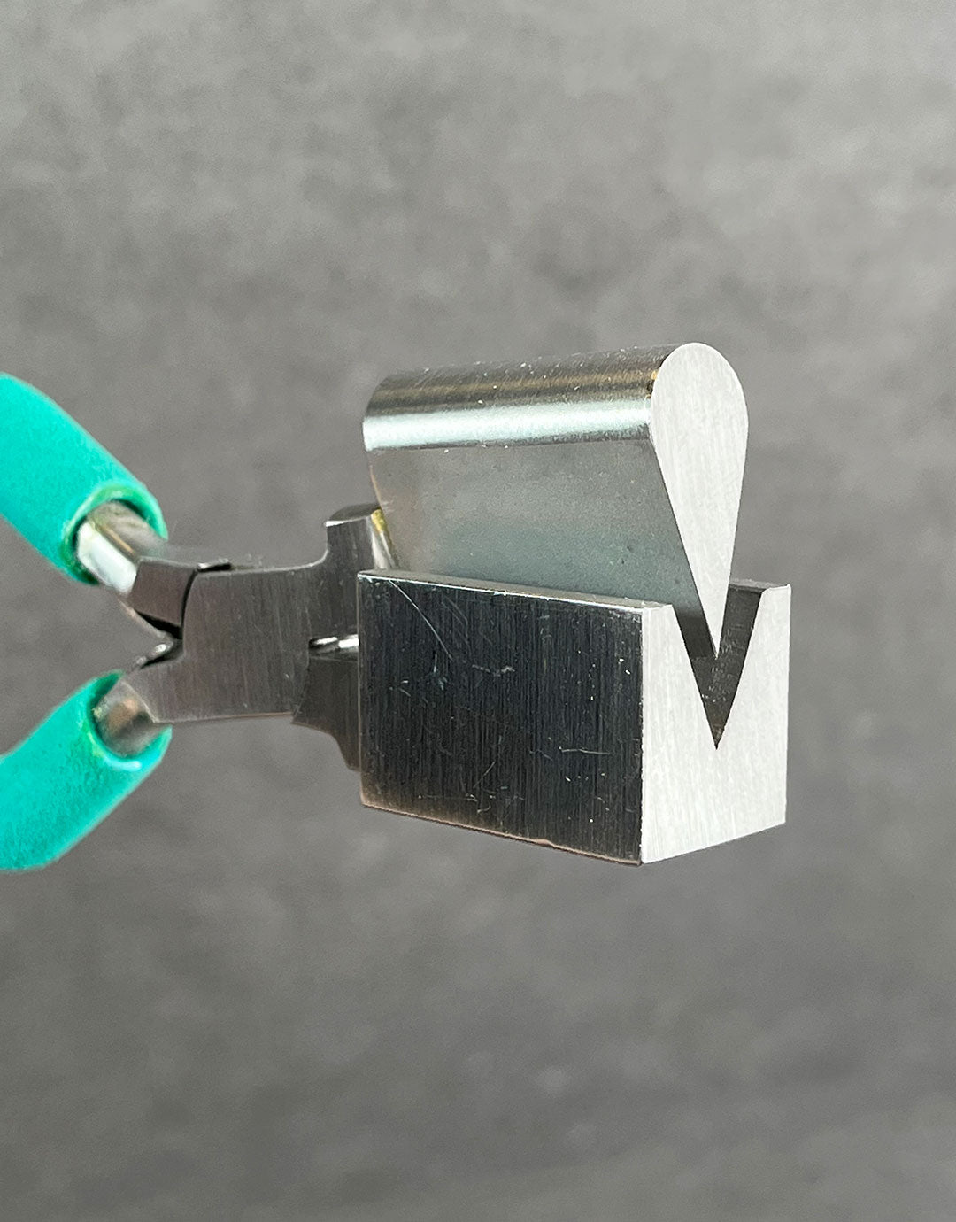 PL607X = Wubbers Tear Drop Pliers **Choose Size**