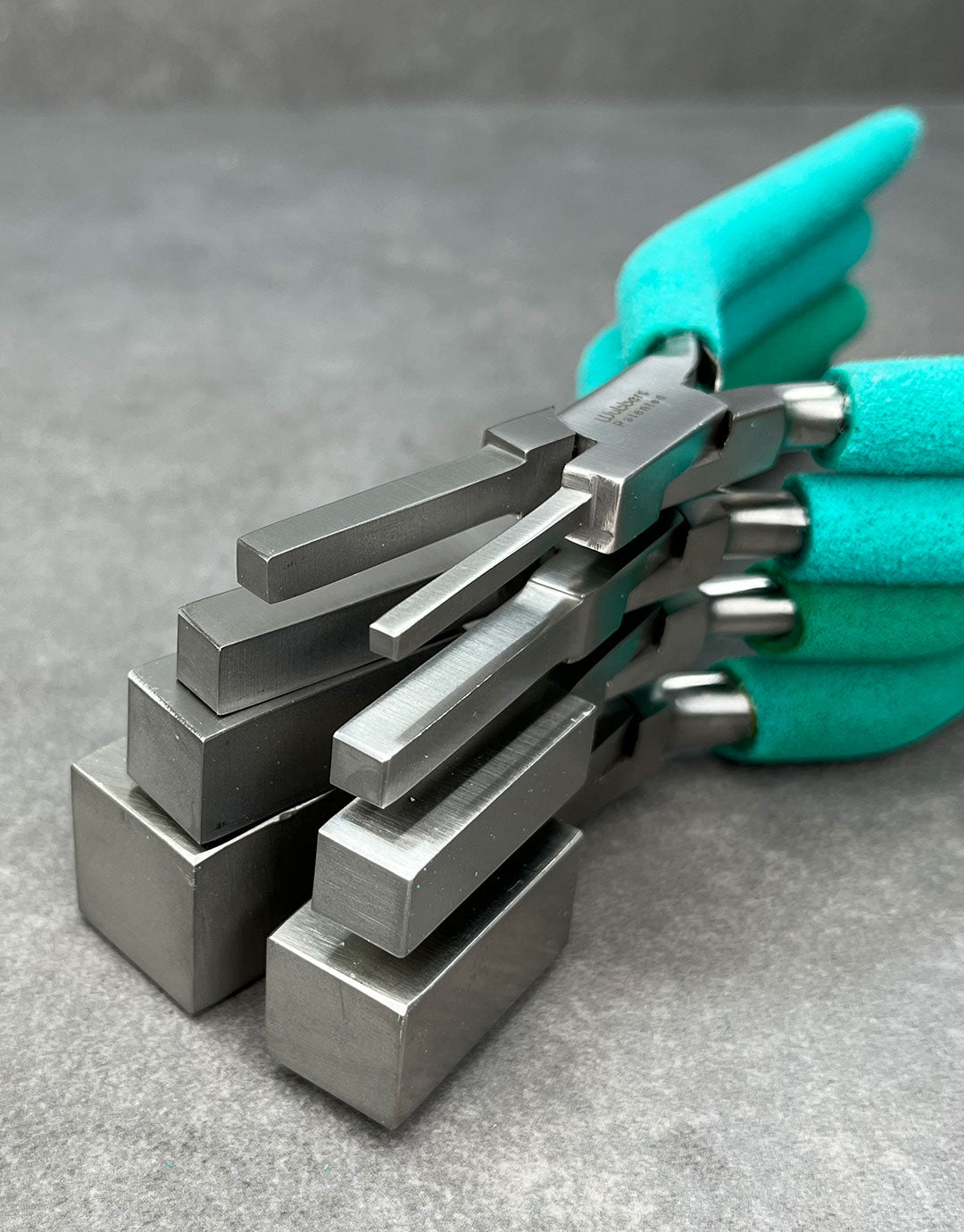 PL6089 = Wubber Square Mandrel Plier Set