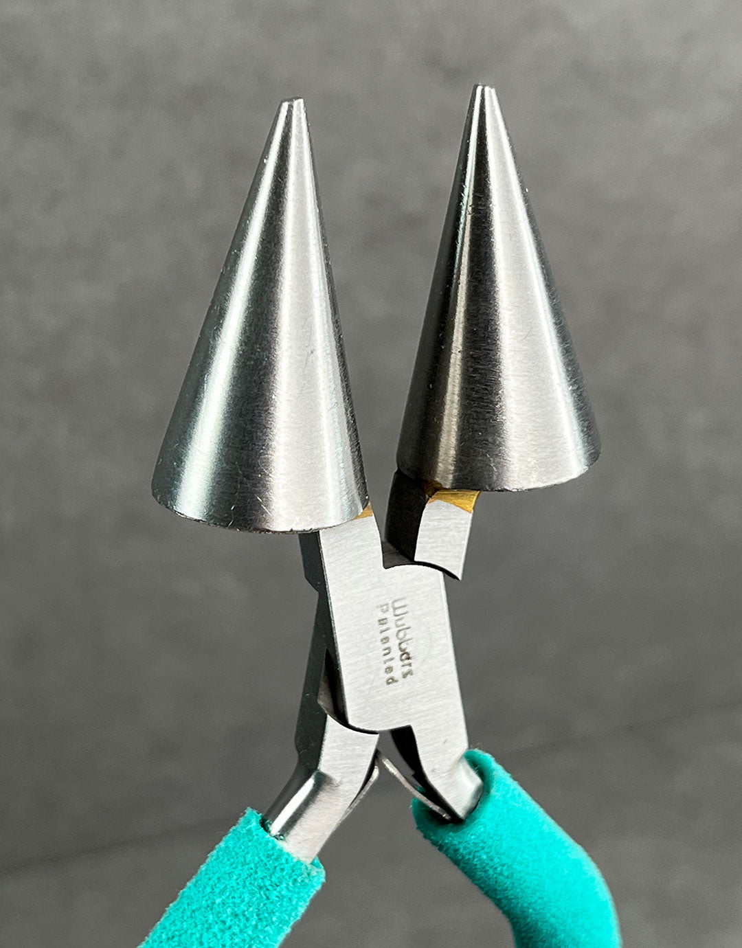 PL6140 = Wubbers Jumbo Tapered Round Pliers 2 to 20mm