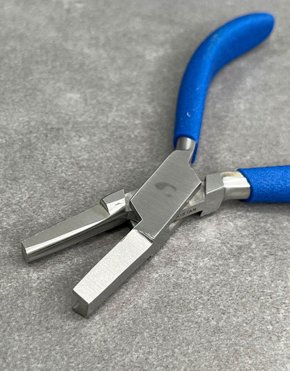 PL6437 = Economy Bending Plier HALF ROUND/FLAT