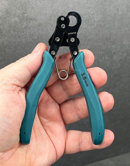 PL6470 = Beadsmith One Step Looping Plier 3.0mm Loop