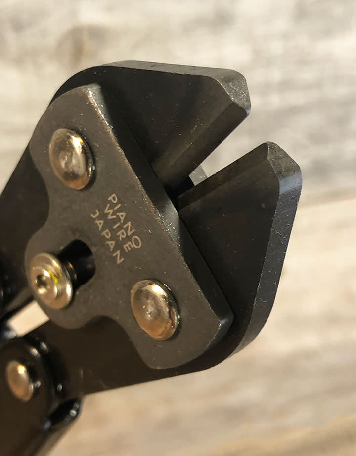 PL7911 = Keiba Sprue Cutter
