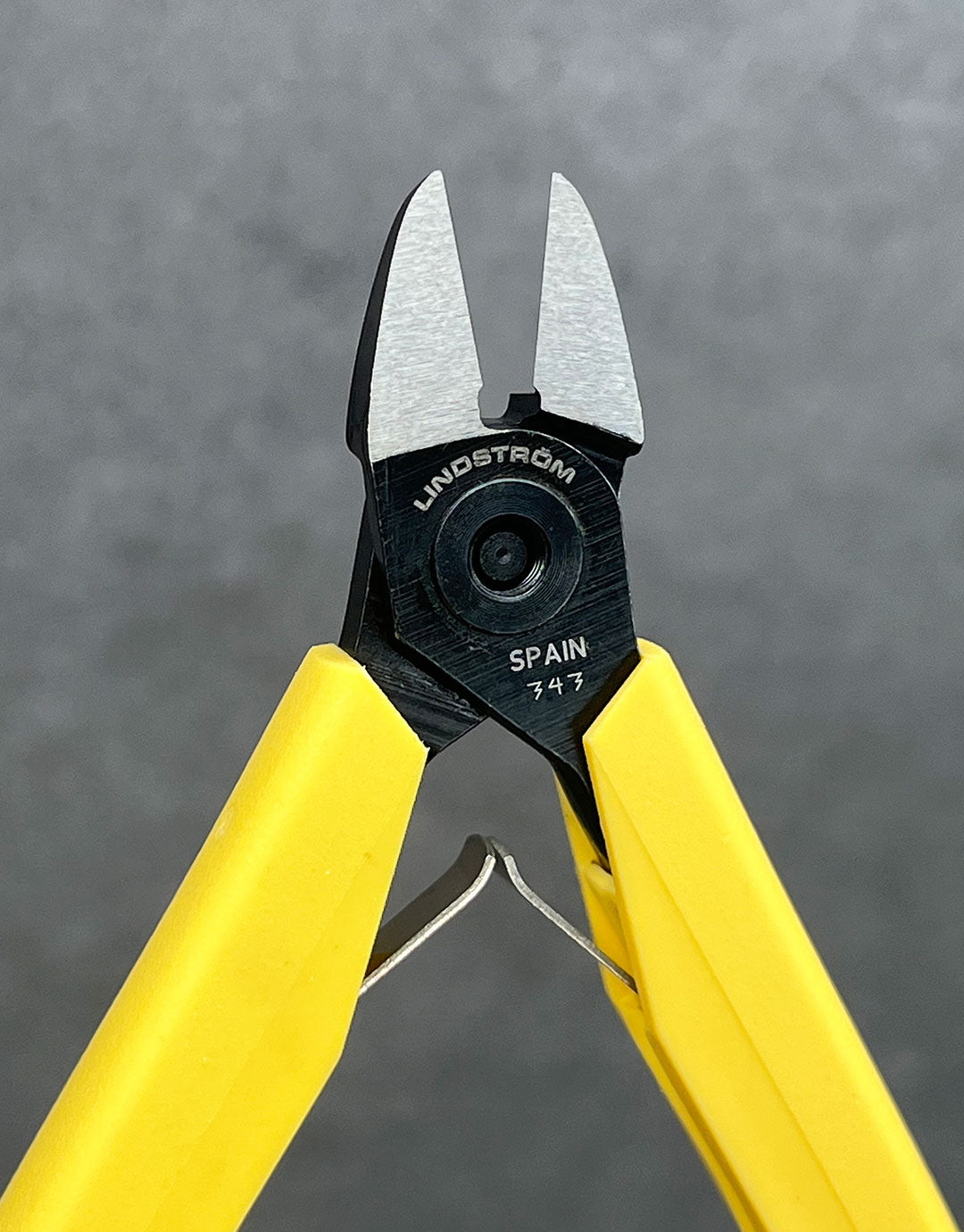 PL814X = Lindstrom Yellow Handle Side Cutters