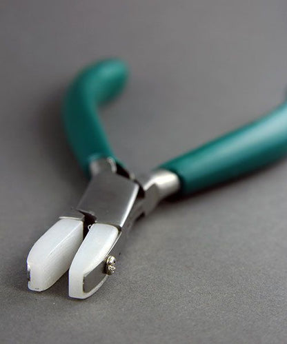 PL8310 = NYLON JAW PLIERS FLAT NOSE
