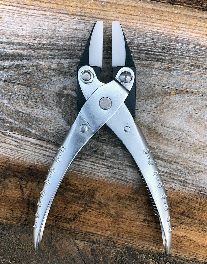 PL8640 = Parallel Pliers with Nylon Flat Nose Jaws