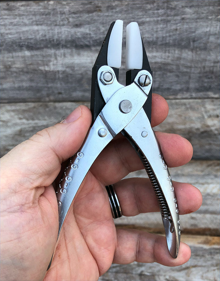 PL8640 = Parallel Pliers with Nylon Flat Nose Jaws