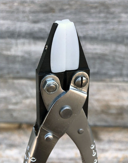 PL8640 = Parallel Pliers with Nylon Flat Nose Jaws