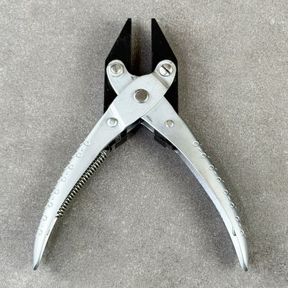 PL8650 = Parallel Flat Nose Pliers with Serrated Jaws