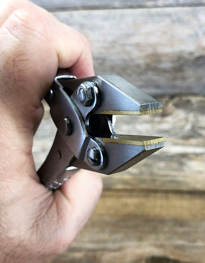 PL8670 = Parallel Pliers with Flat Nose Brass Jaws