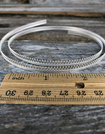 SGW01 = Sterling Gallery Wire "Crown" (Per Inch)