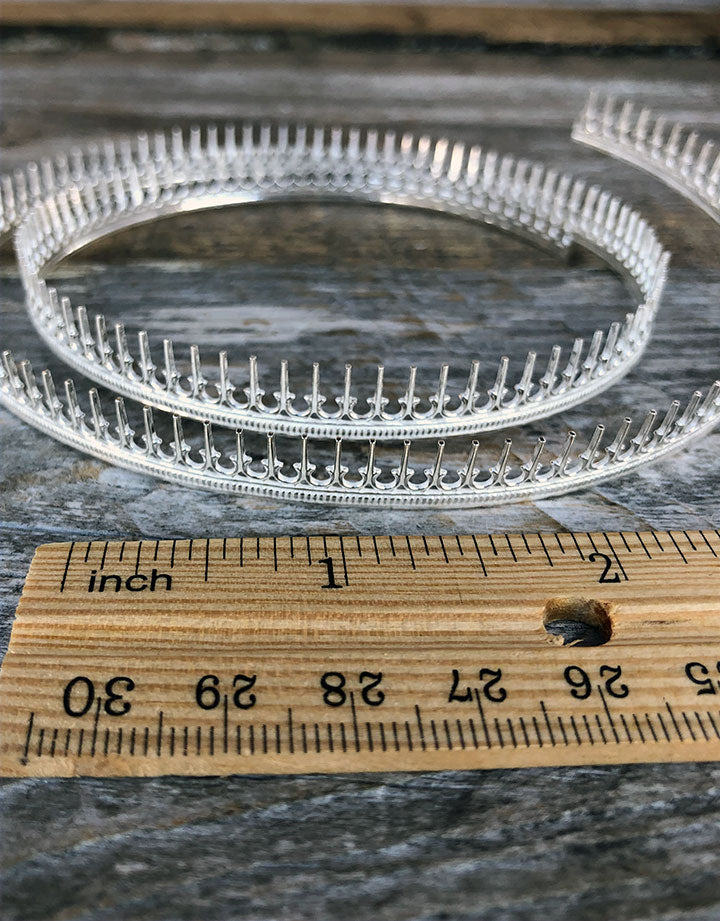 SGW03 = Sterling Gallery Wire "Dagger" (Per Inch)