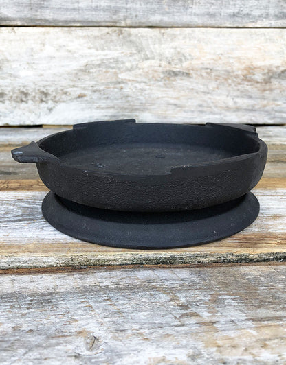 SO9006 = Fretz 6" Cast Iron Annealing Pan