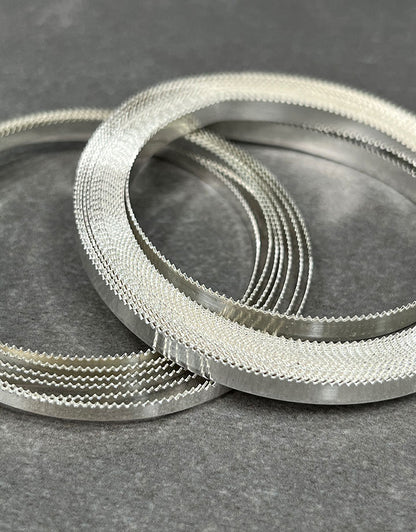 SRBW = Fine Silver Serrated Bezel Wire