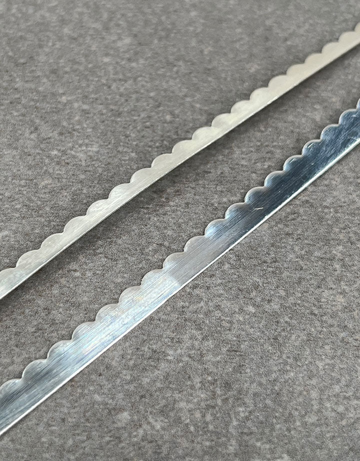 SSBW = Fine Silver Scalloped Bezel Wire