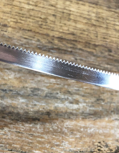 SRBW = Fine Silver Serrated Bezel Wire