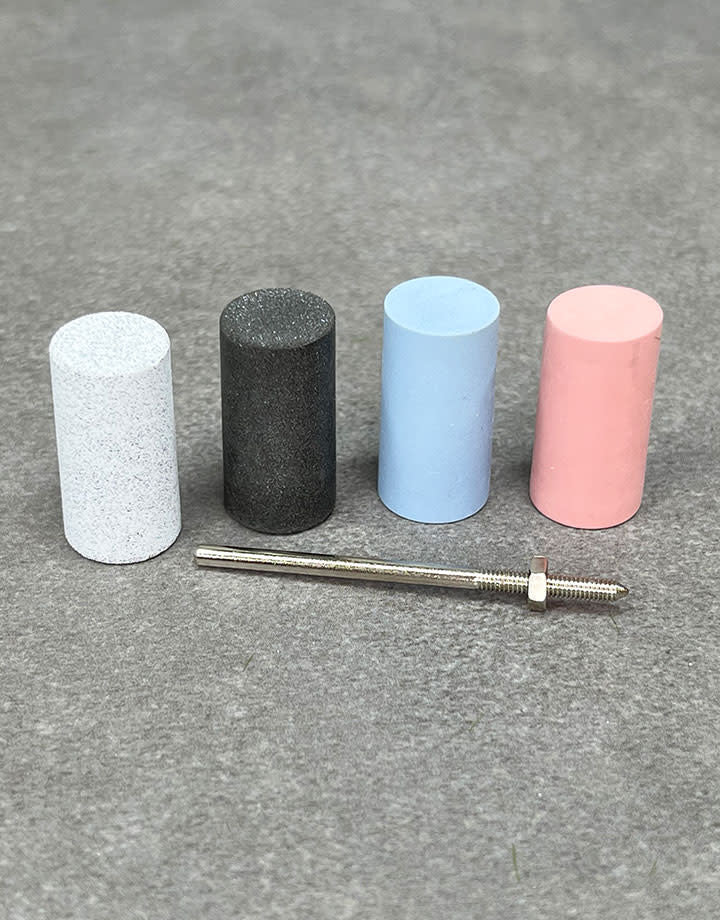 ST9321 = Polishing Cylinder Assortment 15/16" x 1/2" with Mandrel (Pkg/5)