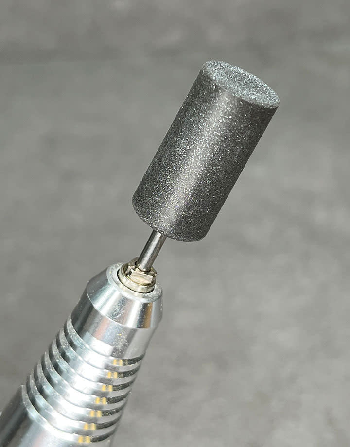 ST9344 = Black Medium Cylinder 15/16" x 1/2"  (Pkg/10)