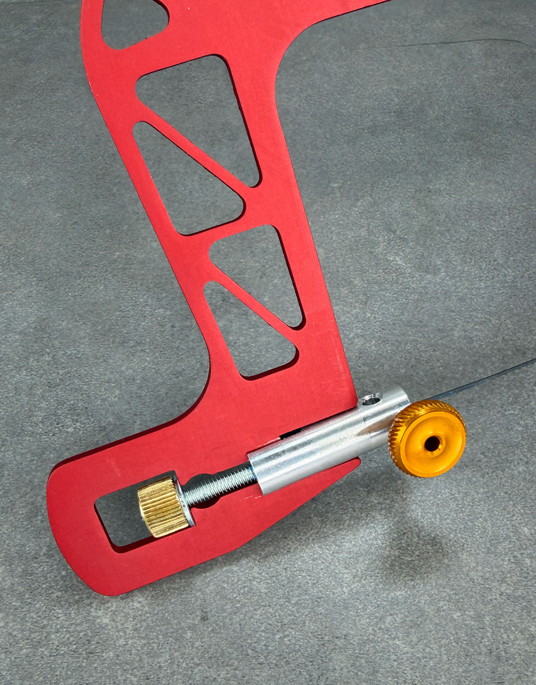 SW4033 = Knew Concepts 3'' Saw with Screw Tension MK3
