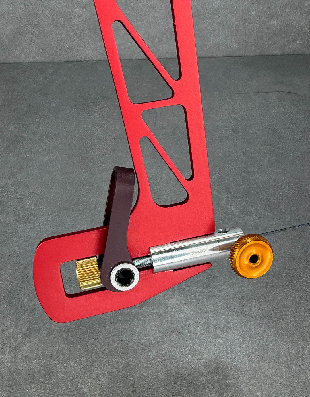 SW4035C = Knew Concepts 5'' Saw with Cam Lever Tension MK3