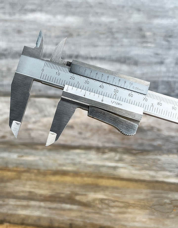 GA7000 = Vernier caliper 6" / 150mm